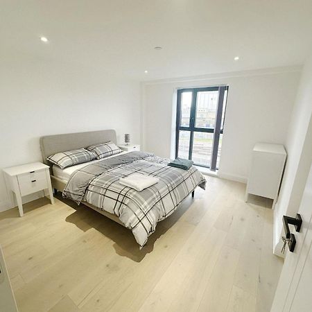 Апартаменты Luxury Modern Flat Near Center Лондон Экстерьер фото